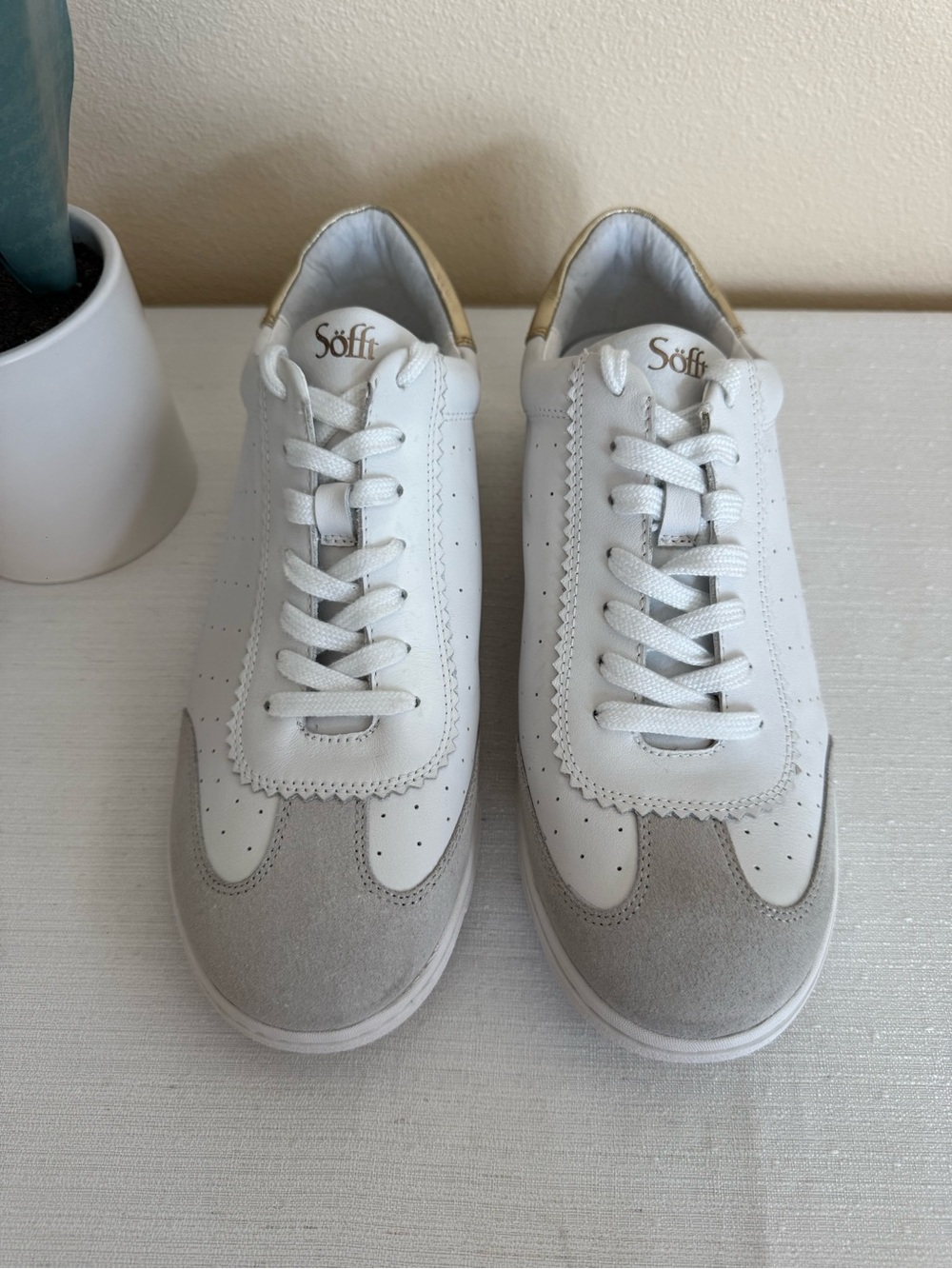 New Sofft White Leather Sneakers with Gray Toe and Gold Heel Accent - Picture 2 of 12